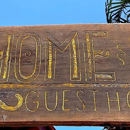 Home Sol Guesthouse Пантай Ченанг Екстериор снимка