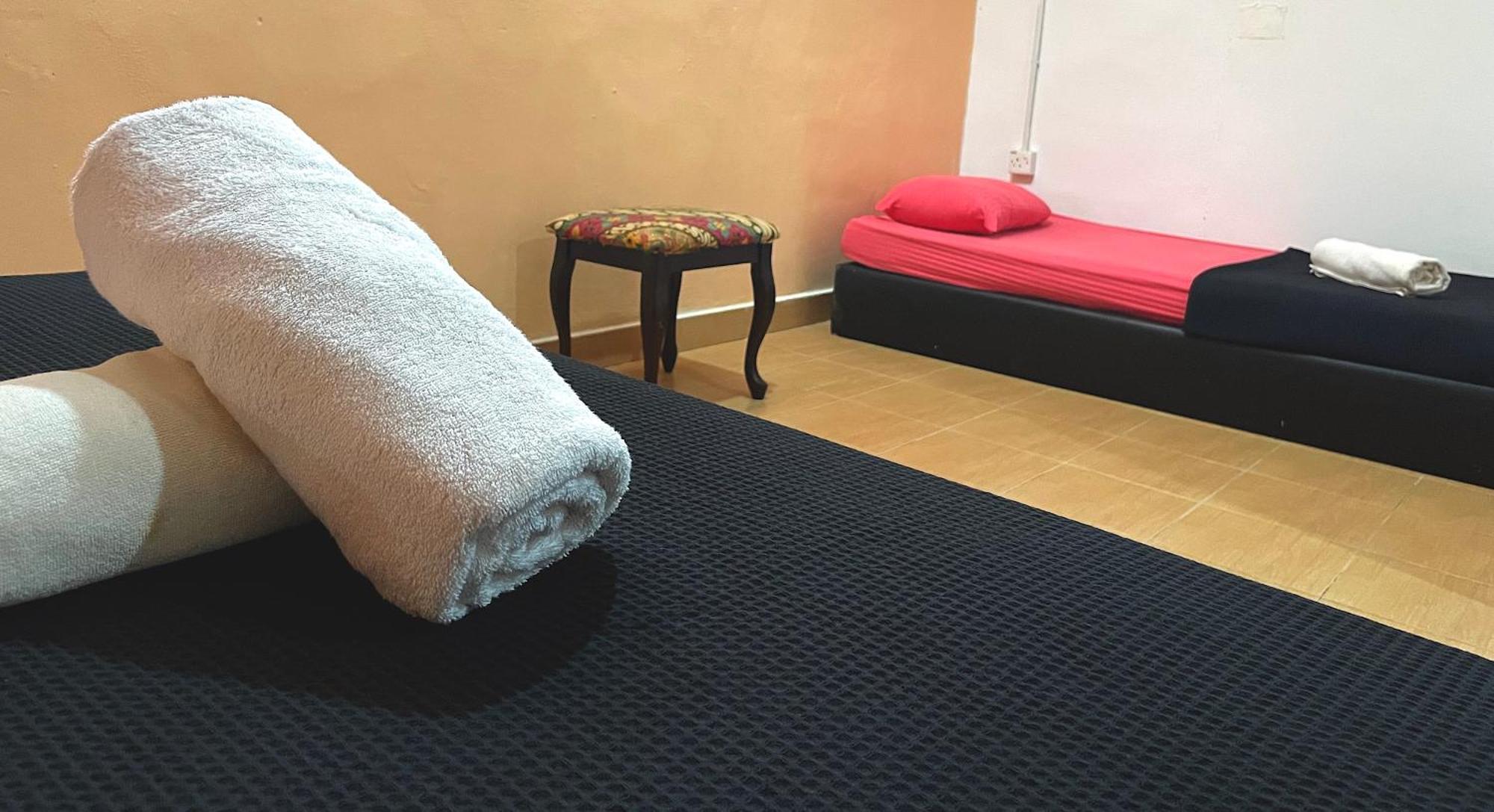Home Sol Guesthouse Пантай Ченанг Екстериор снимка